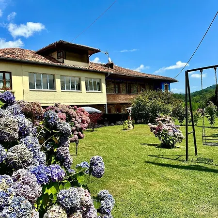 Casa La Eria Sevares